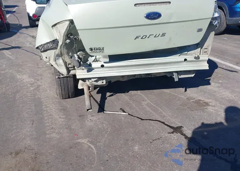 2010 Ford Focus Se z USA, uszkodzony, nr VIN 1FAHP3FN6AW217883